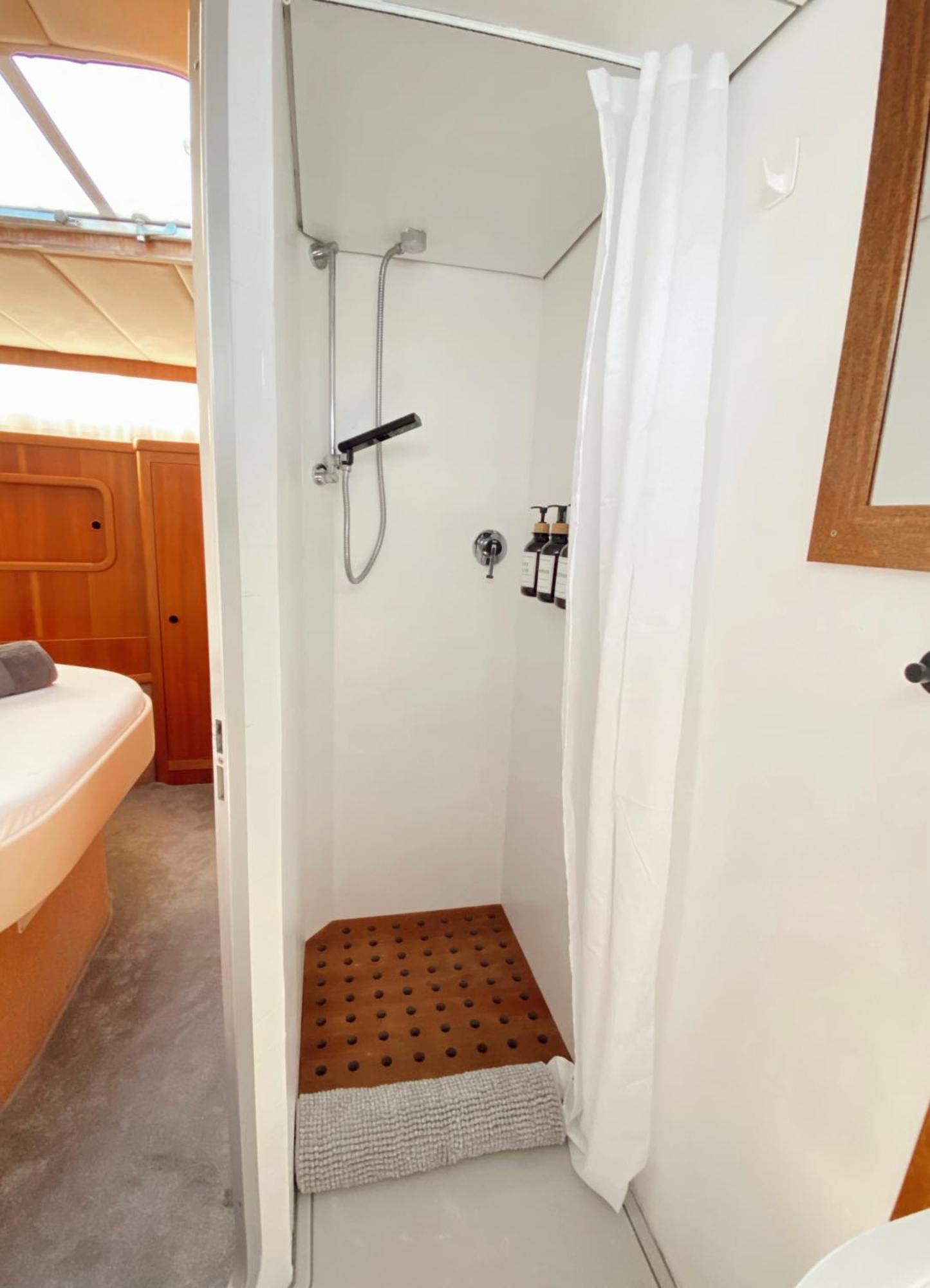 Hotel Malmo'S Yacht Valencie Exteriér fotografie